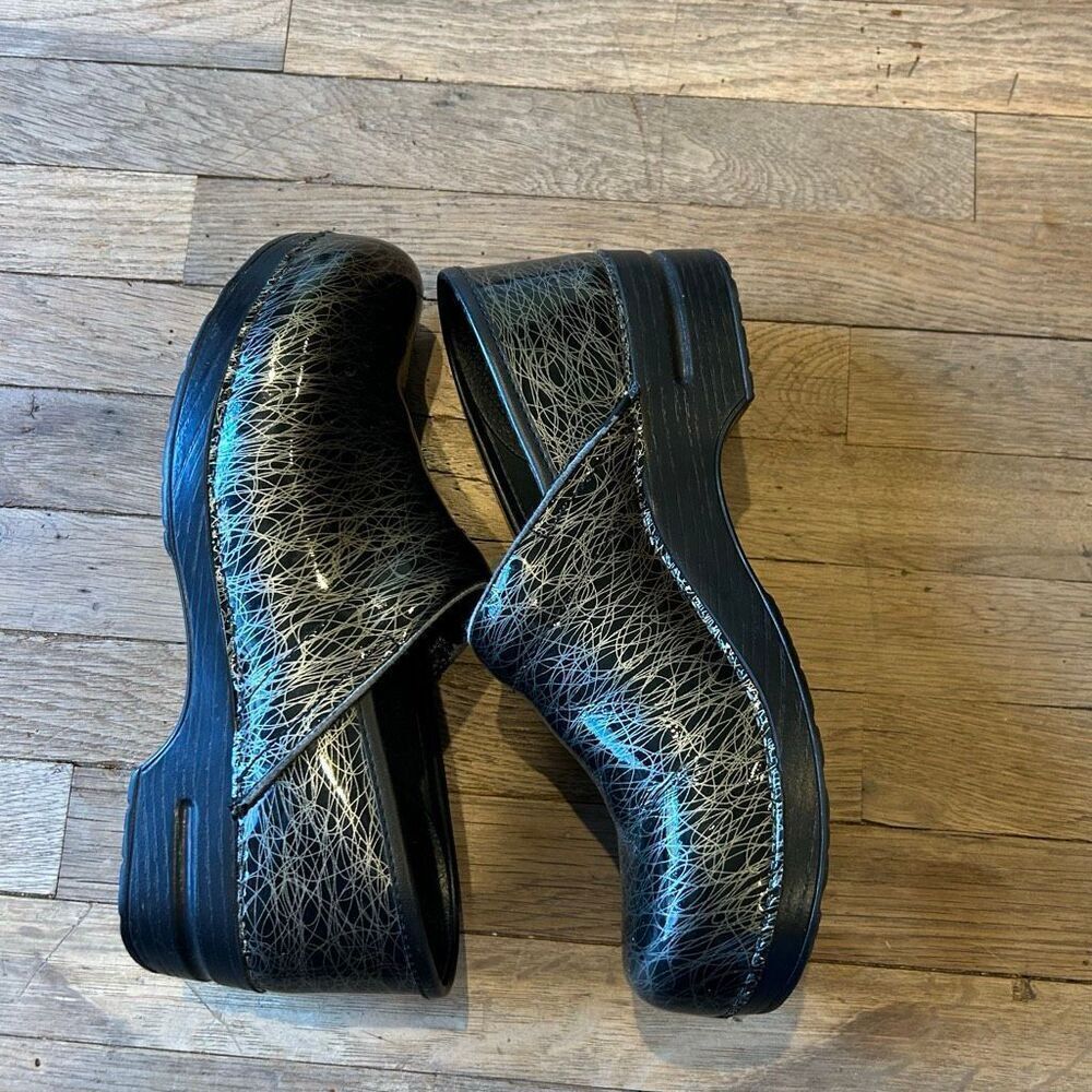 Dansko slip on clogs pre owned size 42 - Picture 6 of 11